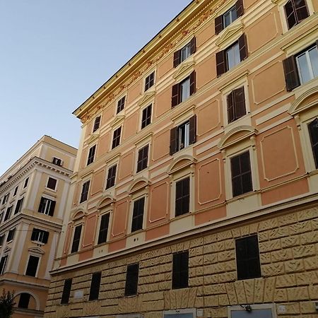 Belltower Elegans Hotel Rome Bagian luar foto